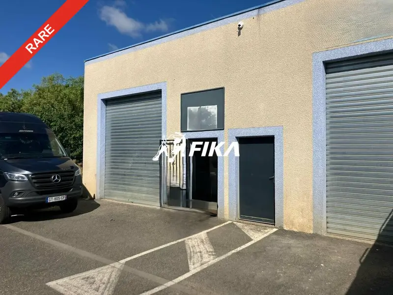 VEND LOCAL D'ACTIVITE 120 m² - (31470) FONSORBES