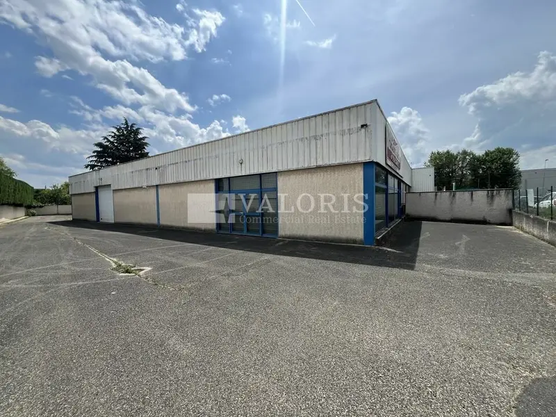 A louer Locaux d'activité 400m² Genay