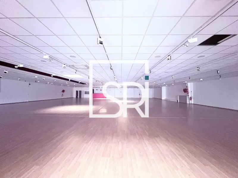 A louer Local commercial  1130m² Cournon-d'Auvergne