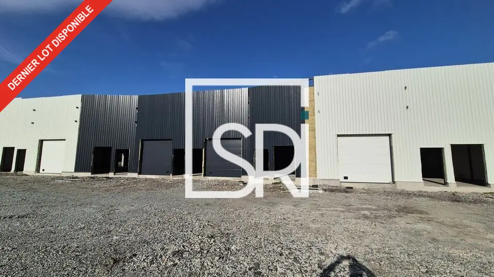 A louer Entrepôt 668.2m² Clermont-Ferrand