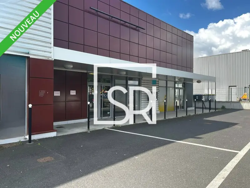 A vendre Local commercial  352m² Aubière
