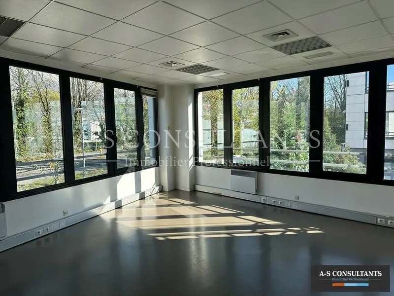 A louer Bureaux 90m² Meylan