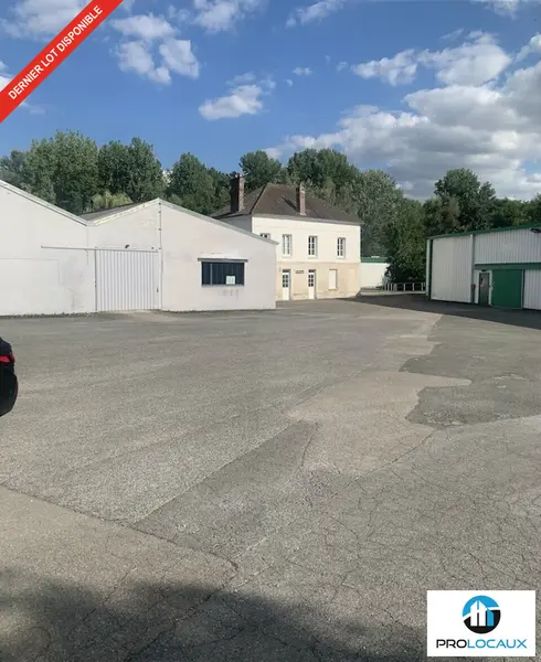 A louer Locaux d'activité 570m² Béthisy-Saint-Martin