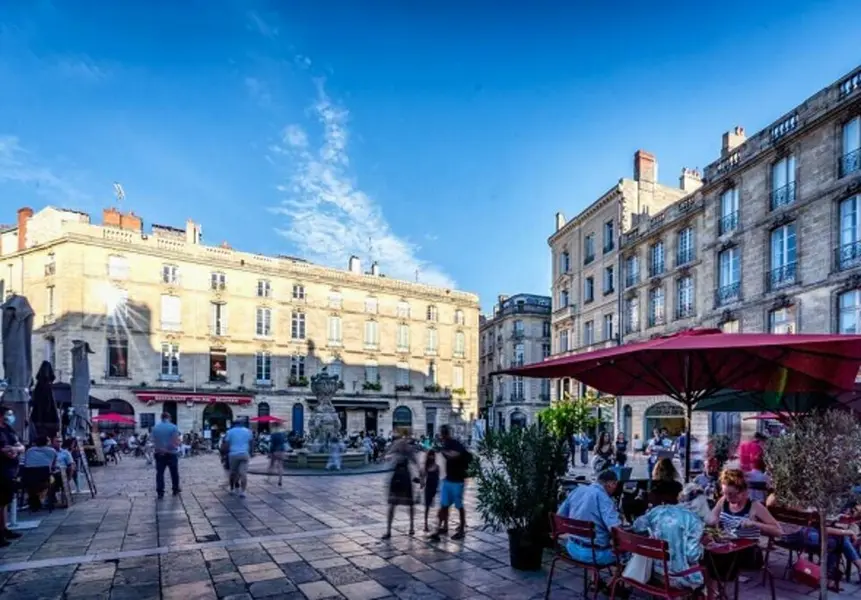 Fonds de commerce à vendre - Restauration - Bordeaux (33000) - 140 000 €