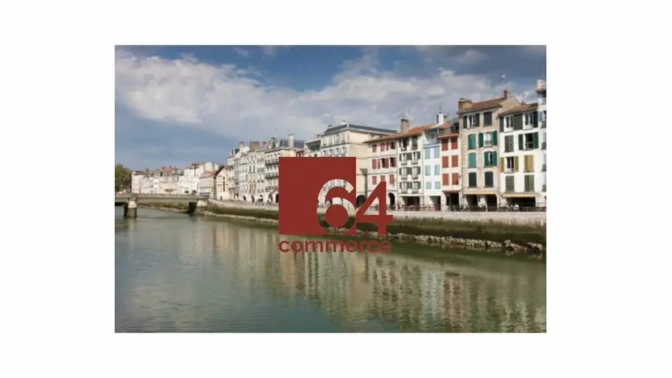 A CEDER RESTAURANT EMPLACEMENT N 1 CENTRE VILLE DE BAYONNE