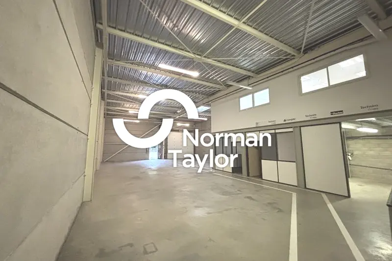 A louer Locaux d'activité 725m² Montpellier