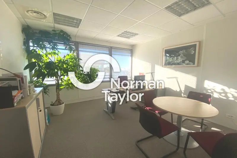 Bureaux de Standing - 238 m² 