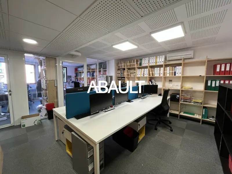 A LOUER BUREAUX MEUBLES TRES BON ETAT FRANCOIS VERDIER