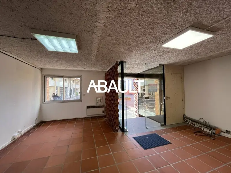 A vendre Local commercial  167m² Toulouse