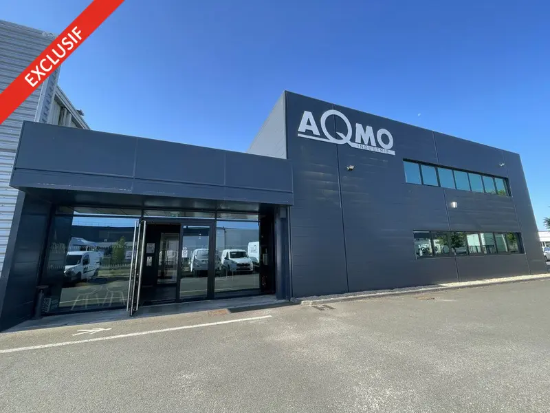 A vendre Locaux d'activité 1840m² Blanquefort