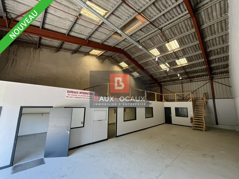 LOCATION ENTREPOT 347 m² GEMENOS