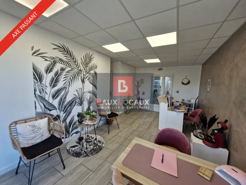 FONDS DE COMMERCE DE 50M2 ESTHETIQUE A VENDRE LA FARE LES OLIVIERS