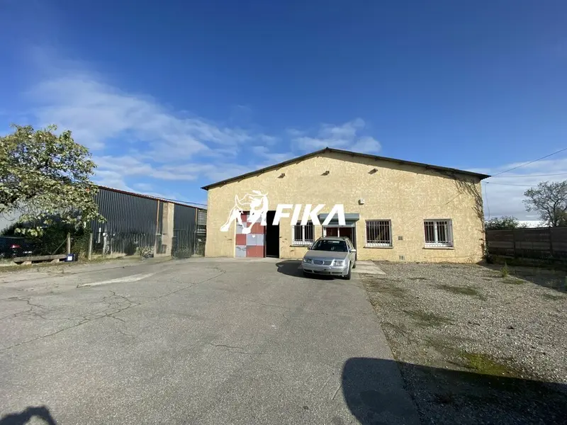 A LOUER LOCAL D'ACTIVITE 500 m² - (31140) AUCAMVILLE
