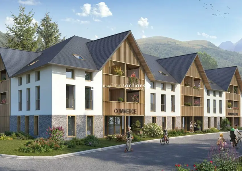 A LOUER LOCAUX COMMERCIAUX LOUDENVIELLE 122 M² et 167 M² 