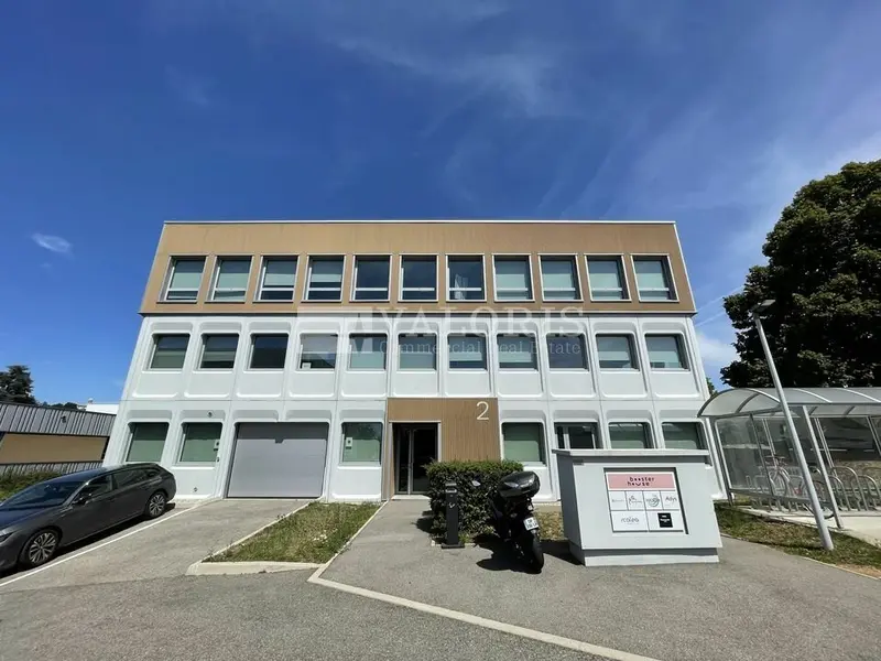 A louer Bureaux 343m² Dardilly