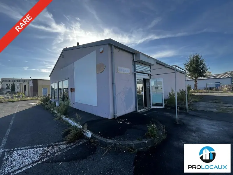 A louer Local commercial  225m² Compiègne