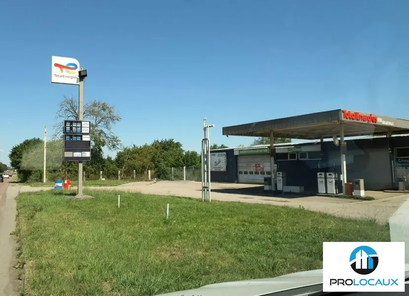 A vendre Locaux d'activité 750m² Beuzeville