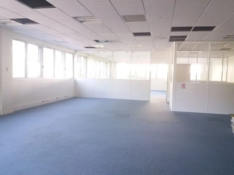 A louer Bureaux 283m² Moirans