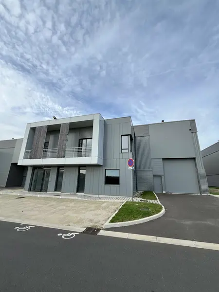 LOCAL D'ACTIVITE A LOUER