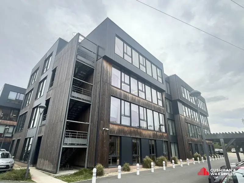 A louer Bureaux 3888m² Mérignac