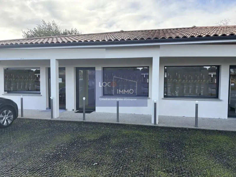 A louer Local commercial  40m² Canéjan