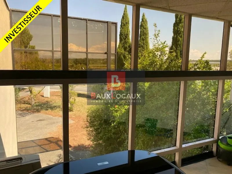 A VENDRE UN IMMEUBLE DE 400 M² SUR UNE PARCELLE DE 2 600 M²  AGROPARC 