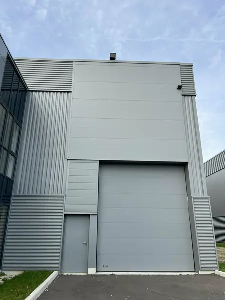 LOCAL D'ACTIVITE A LOUER