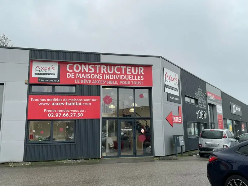 A LOUER - BUREAUX - VANNES EST