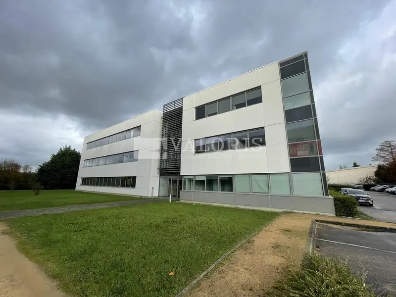 A louer Bureaux 538m² Dardilly