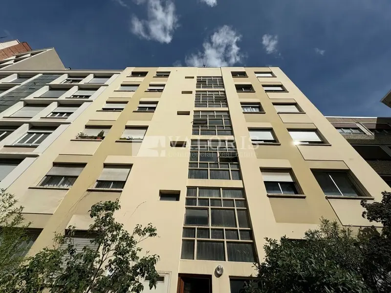 Découvrez cette offre de bureaux à la vente au cur de Lyon 3 !