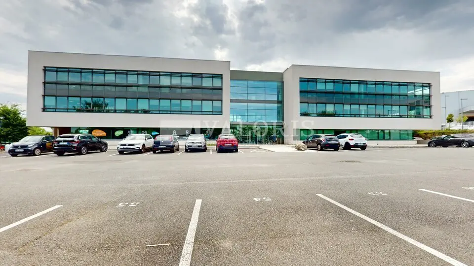 A vendre Bureaux 225m² Champagne-au-Mont-d'Or