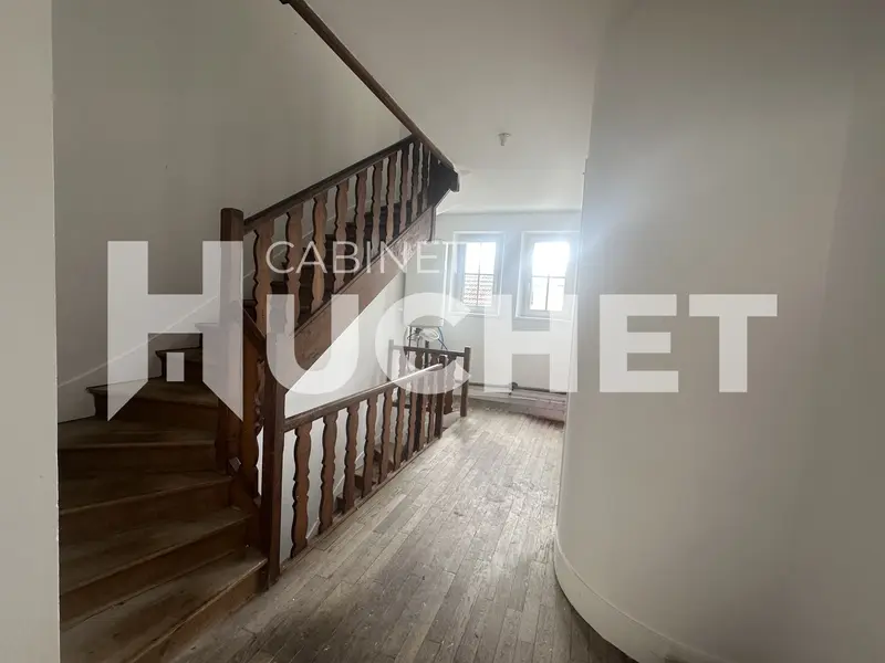 Immeuble local et appartement