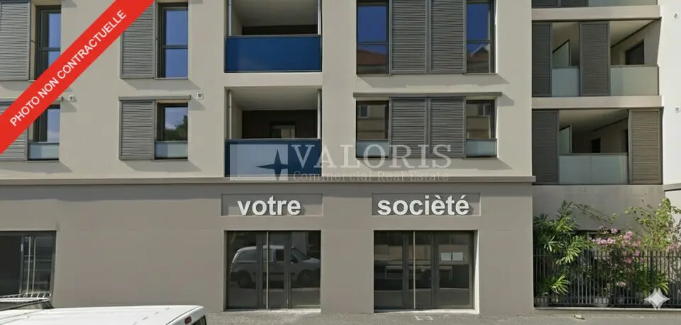 A louer Local commercial  97m² Arnas