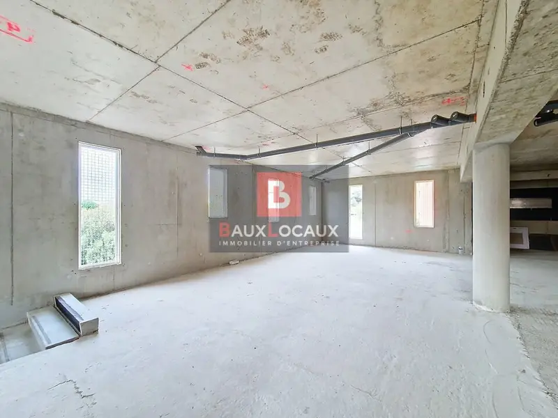 Vente Local Professionnel 68 m² Istres