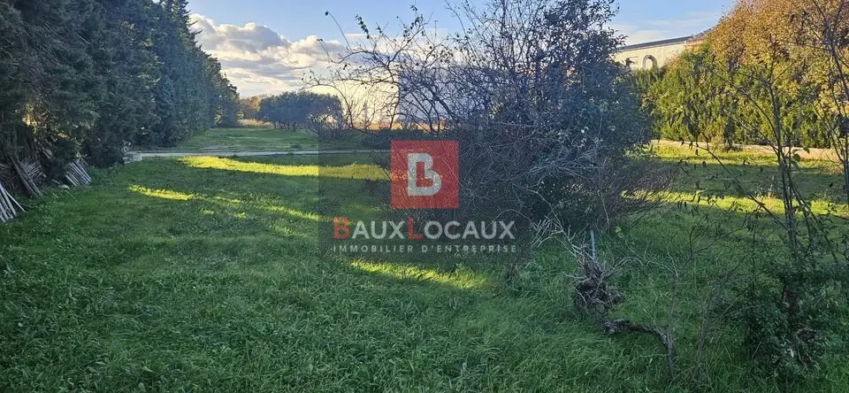Terrain professionnel à bail à construction  7 550 m²  Carpentras