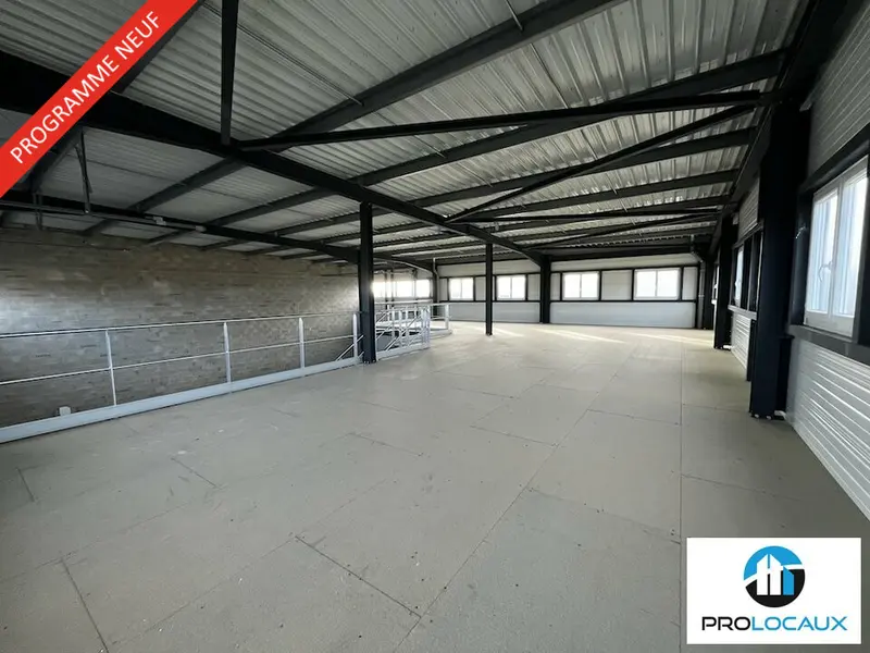 A louer Locaux d'activité 440m² Sacy-le-Grand