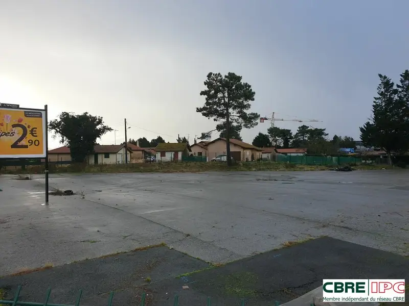 LOCATION - REF : 8180PC 