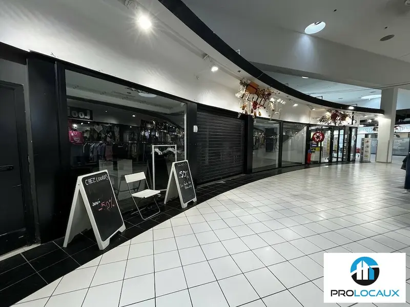 A louer Local commercial  157m² Senlis