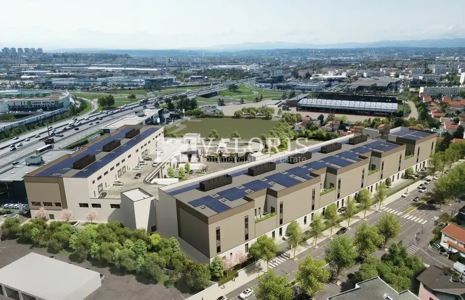 Entrepôt / Activité à louer - Vénissieux (69200) - 12531 m²