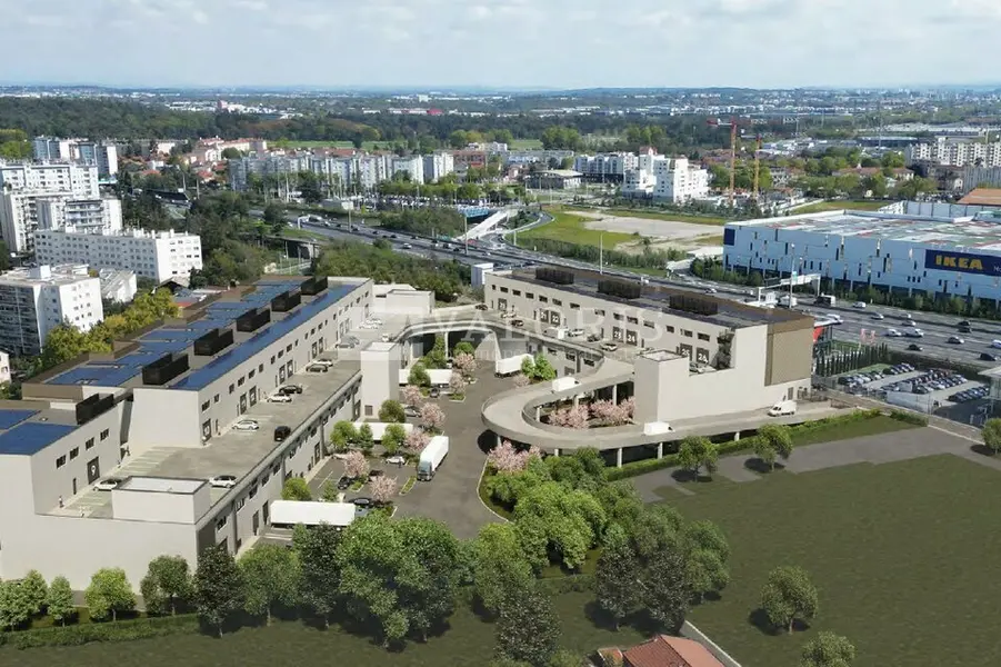 A louer Locaux d'activité 8618.8m² Vénissieux
