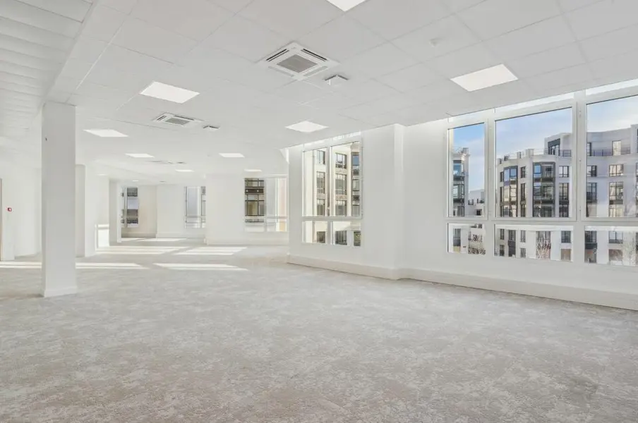 Bureau à vendre - Chessy (77700) - 192 m²