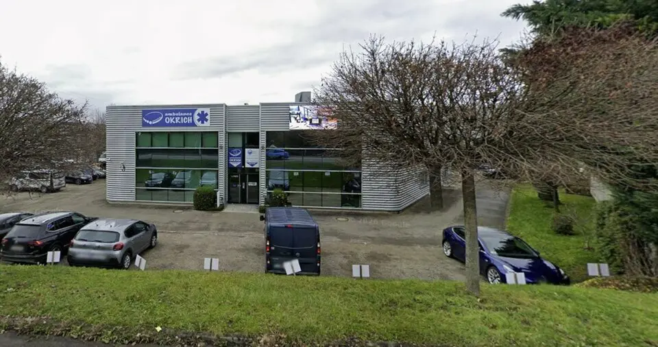 Entrepôt / Activité à louer - Eckbolsheim (67201) - 606 m² - 4 595 €/mois