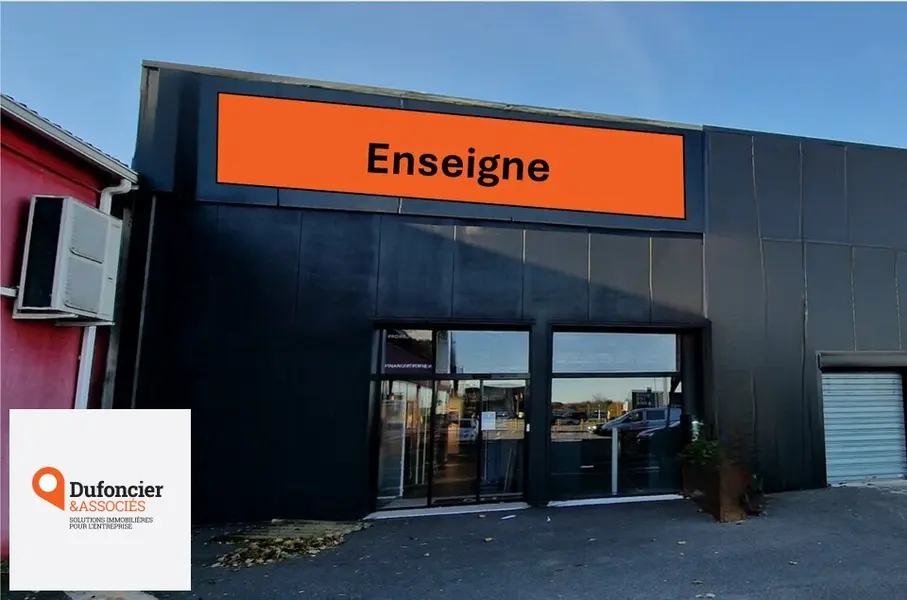 Local Commercial à louer - Poitiers (86000) - 245 m² - 3 000 €/mois