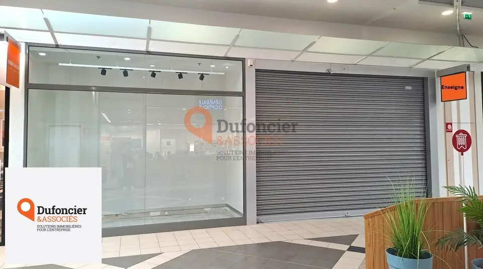 Local Commercial à louer - Poitiers (86000) - 253 m² - 4 640 €/mois