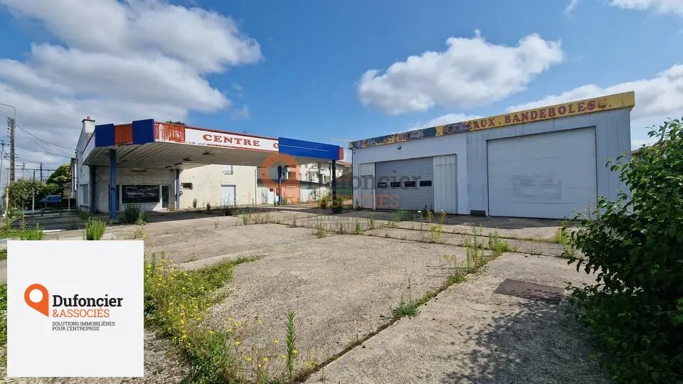 Entrepôt / Activité à vendre - Poitiers (86000) - 330 m²