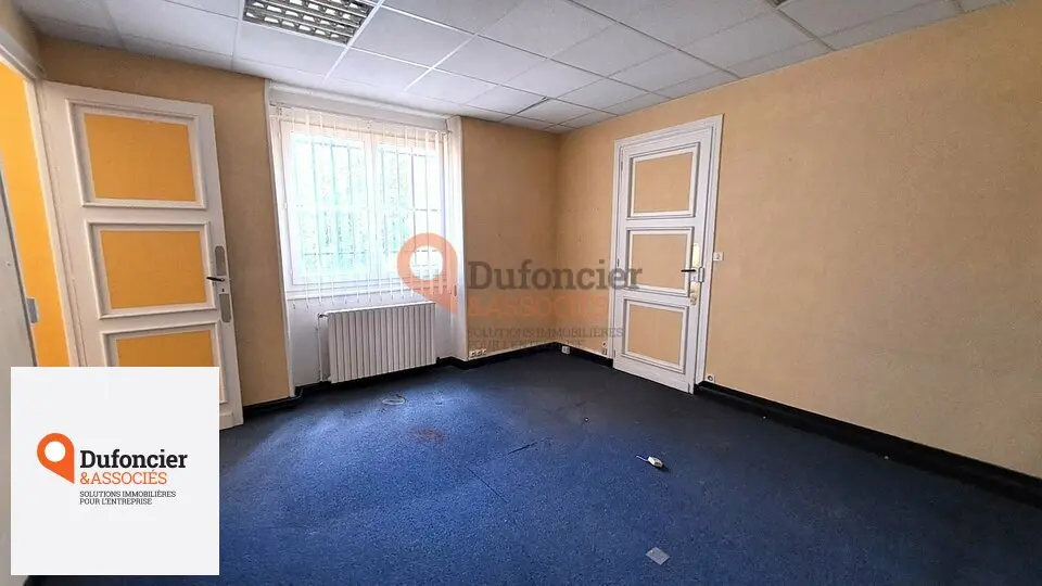 Bureau à vendre - Châtellerault (86100) - 125 m²