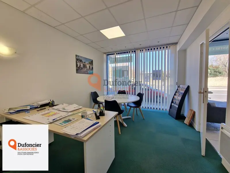 Bureau à vendre - Poitiers (86000) - 82 m²