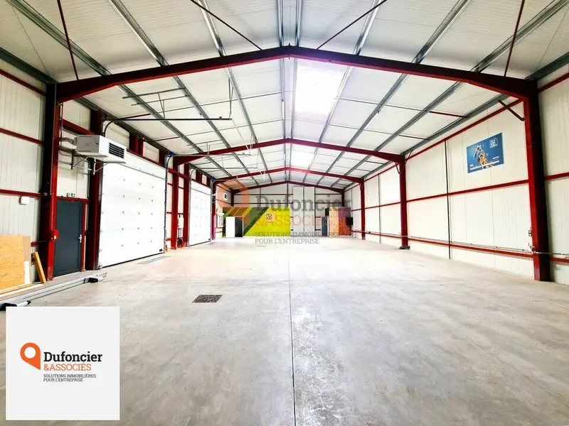 Entrepôt / Activité à louer - Poitiers (86000) - 780 m² - 4 000 €/mois