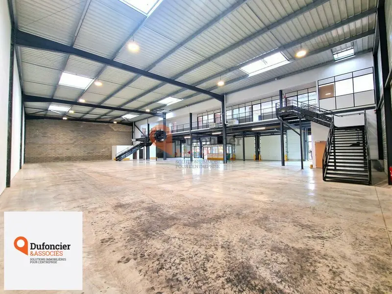 Entrepôt / Activité à louer - Poitiers (86000) - 1188 m² - 8 333 €/mois