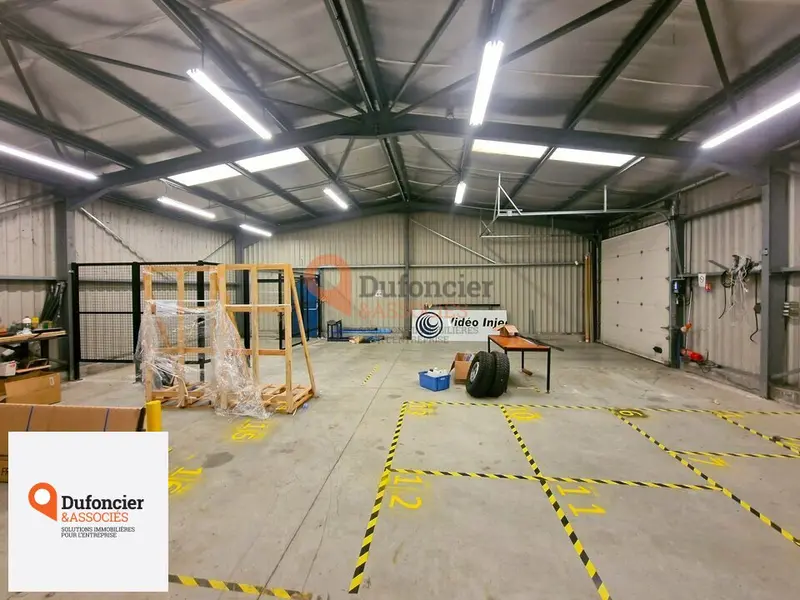 Entrepôt / Activité à louer - Chasseneuil-Du-Poitou (86360) - 186 m² - 1 200 ...